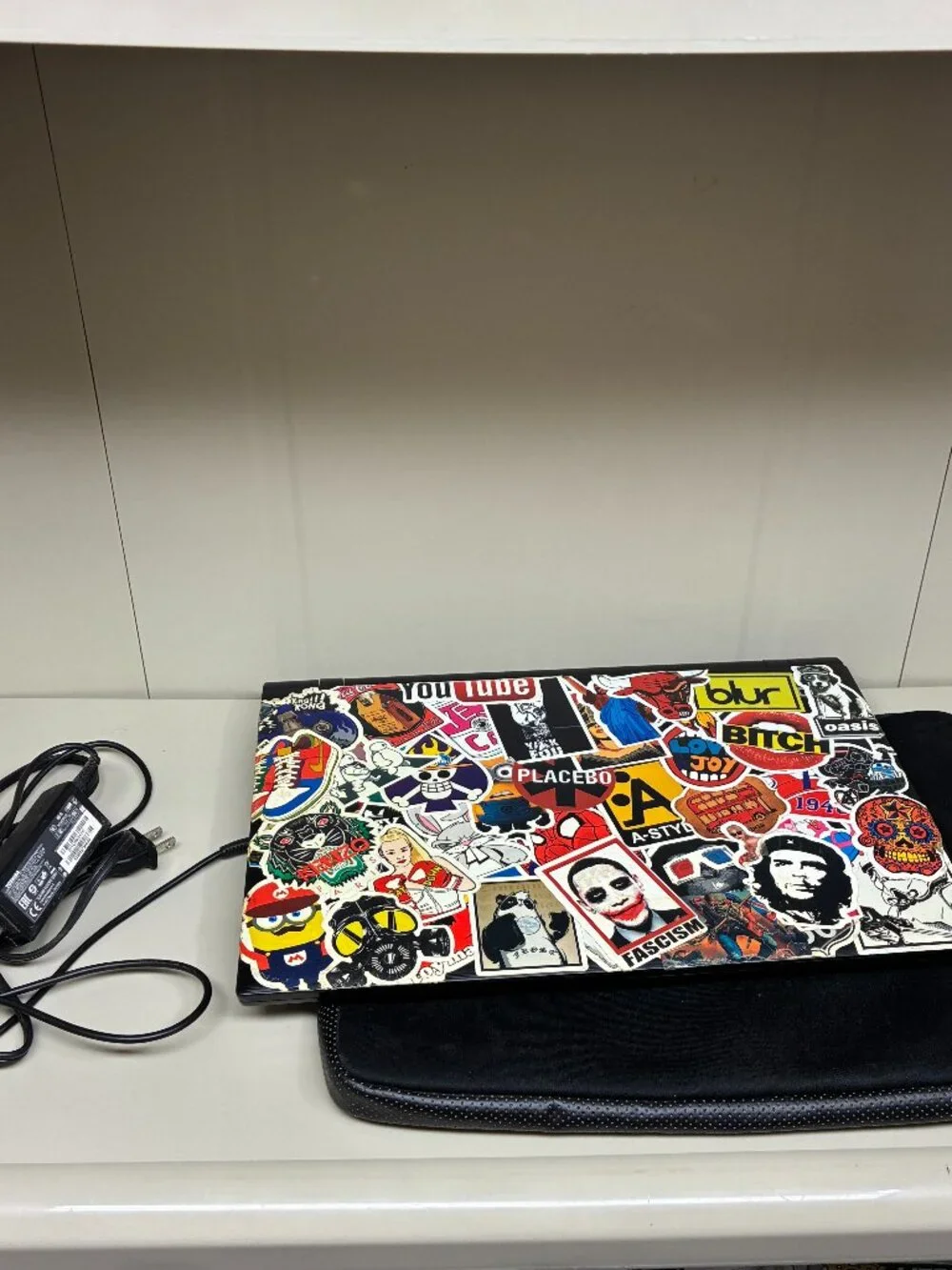 Toshiba C55t-C5300 Laptop Intel Core i3-5020U 2.2GHz, 6GB RAM, 1TB HDD, W10H